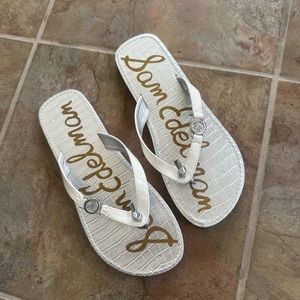 Sam Endleman flip flops